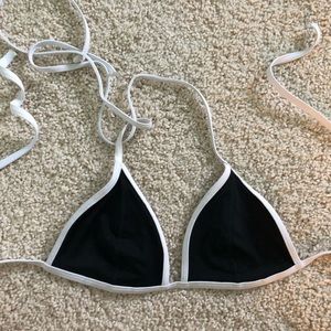 SALE worn once UO bikini top☀️💖